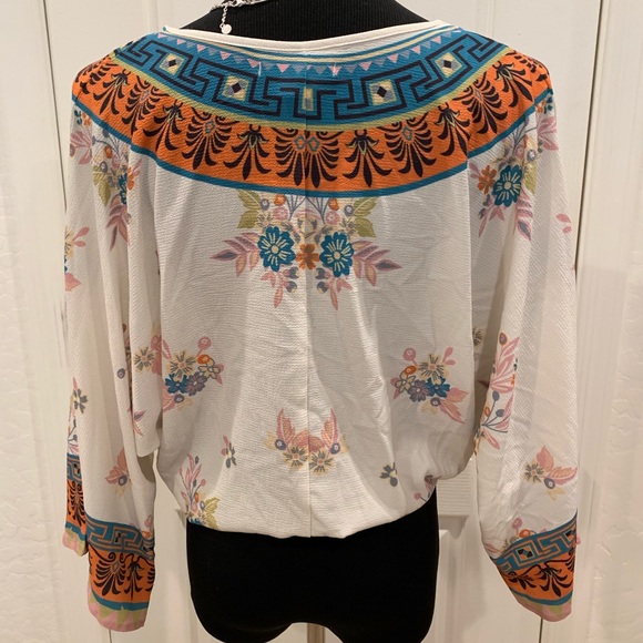 Flying Tomato boho blouse 🌸S: Small - Picture 3 of 4